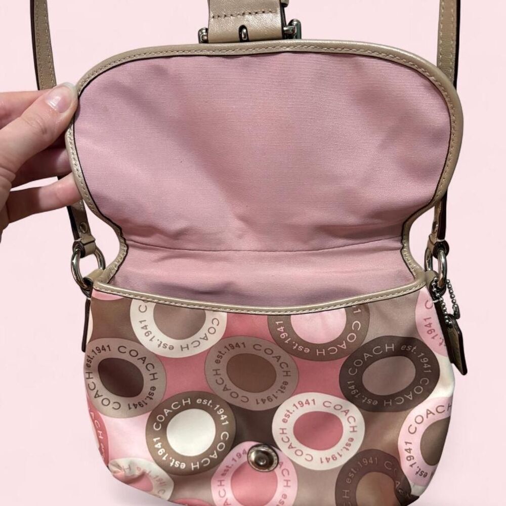Coach Pink Circle Print Buckle Flap Swingpack Crossbody Bag Y2K - Picture 4 of 6